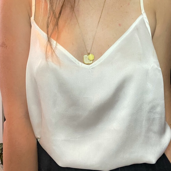 White Top - Picture 5 of 14